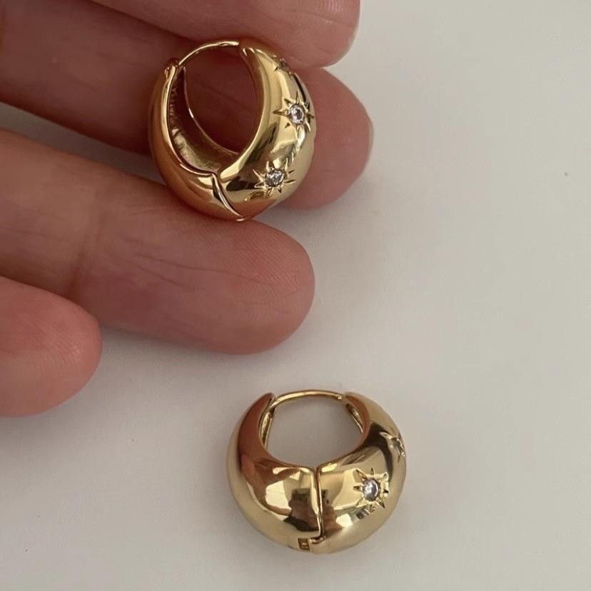 个性小众设计新款潮耳环圆圈水滴耳圈ins法式高级感复古金属耳钉