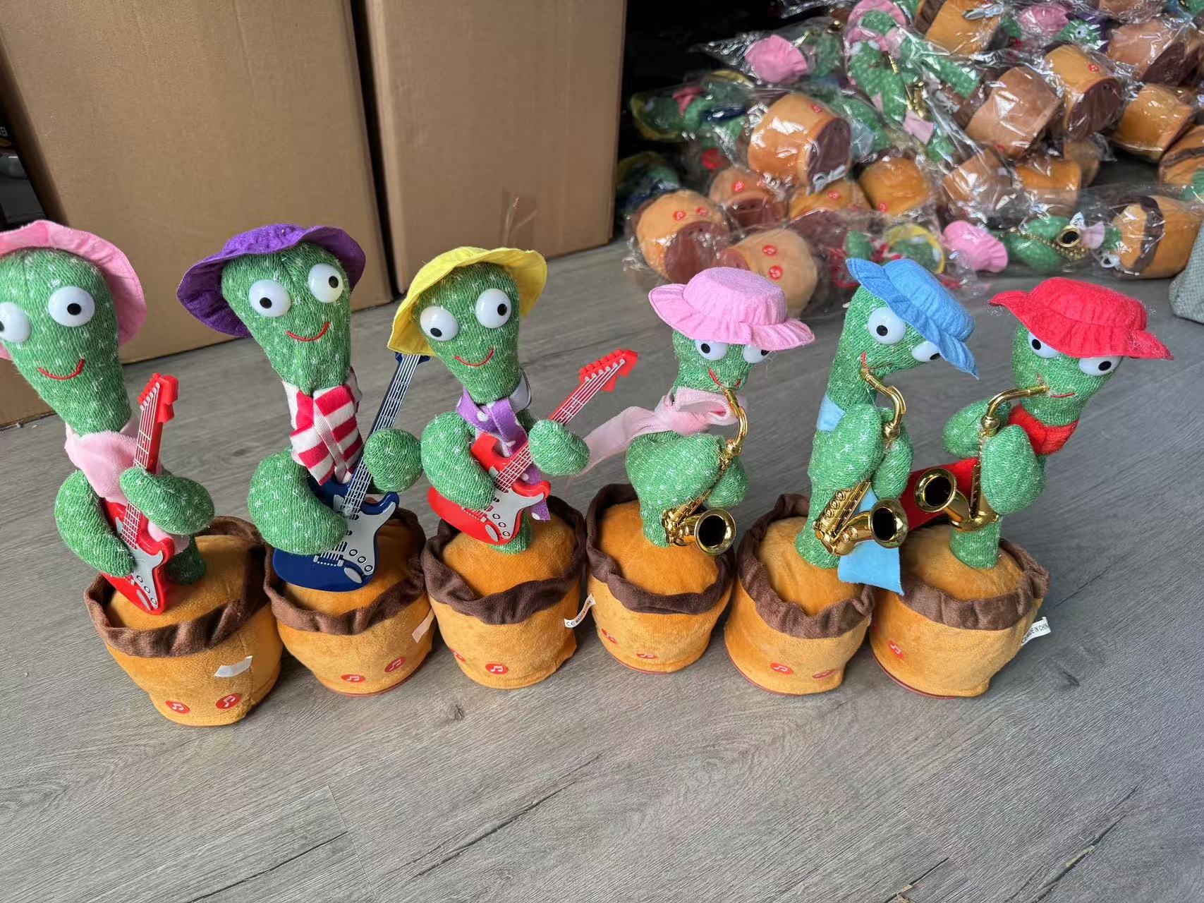 Chinese high-end usb charging model (120 music + glow + recording + learning to speak) [musical instrument models are sent randomly]