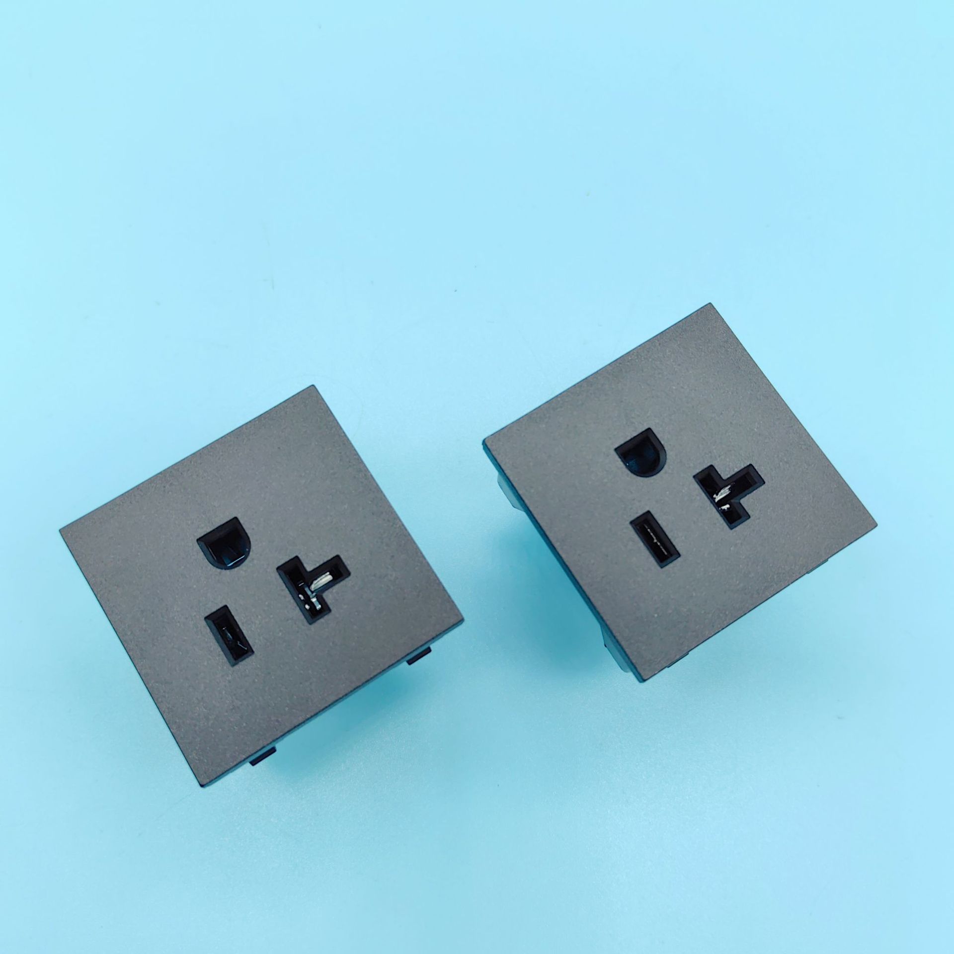 BT-US3 美标 美式 美规三孔 T型插孔 20A125V 面板插座 PDU 模块