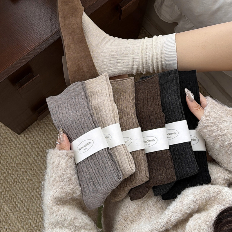 Suxinaimin women's autumn and winter cotton-linen textured ribbed twist mid-calf socks, Japanese style, suitable for Birkenstock shoes, trendy stacked socks Suxinaimin women's autumn and winter cotton-linen textured ribbed twist mid-calf socks, Japanese style, suitable for Birkenstock shoes, trendy stacked socks