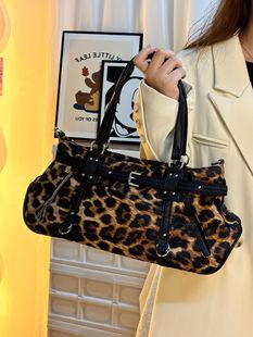 Korean Niche Bag, Fashionable Fitness Women's Bag, Shoulder Crossbody Bag, Simple Satchel Hot Girl Travel Bag, Large Capacity Leopard Print
