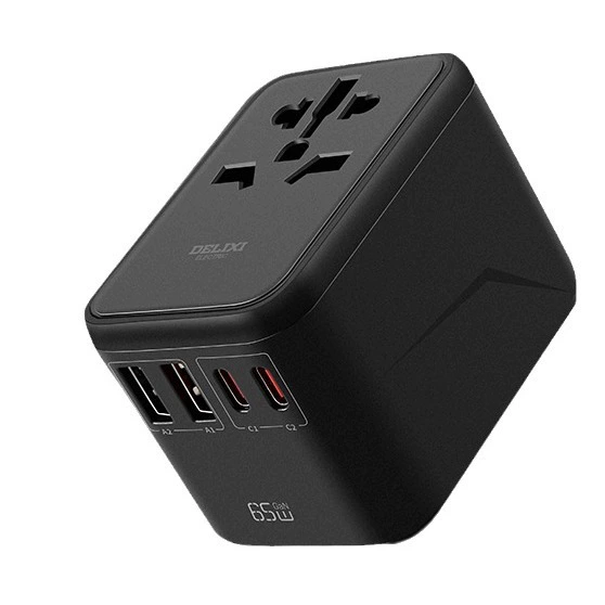 Delixi conversion plug global universal travel study abroad British standard European standard converter overseas charging conversion socket