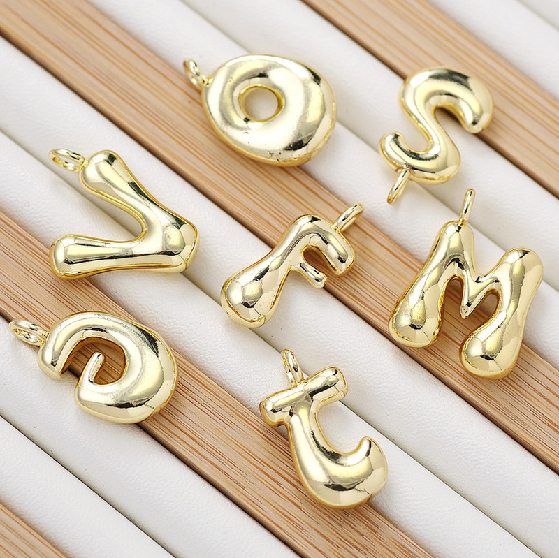 Amazon cross-border hot fashion 26 bubble letters cute chubby necklace pendant source factory wholesale