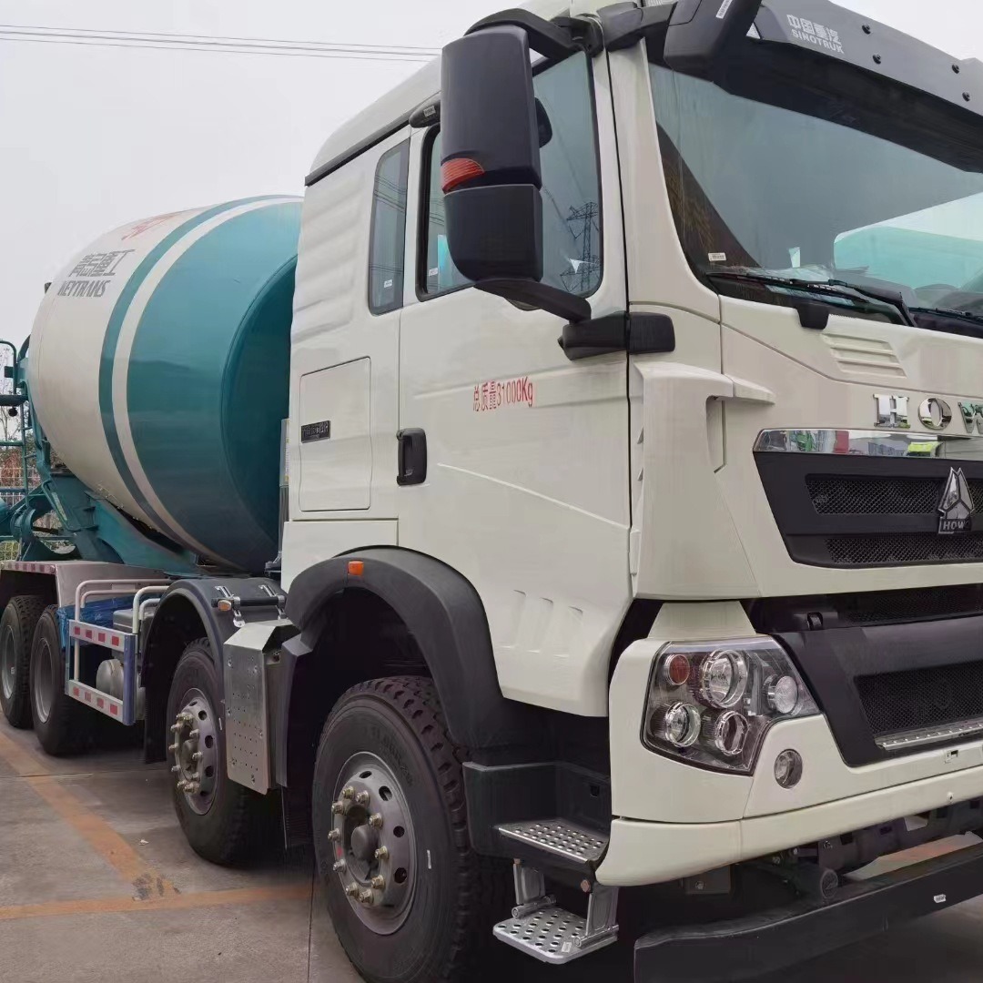 出口全新重汽豪沃HOWO10轮混凝土水泥搅拌车及配件
