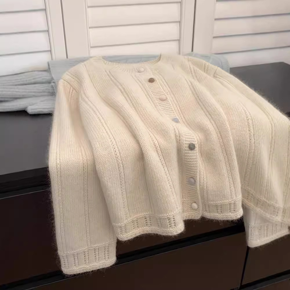 Knitted autumn cardigan