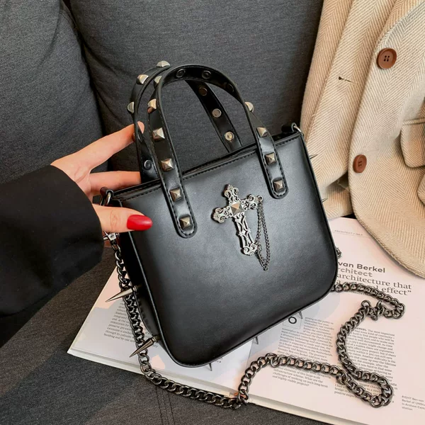 Gothic Style Rivet Handbag Women's 2024 Winter New Motorcycle Style Skull Cross Decoration Crossbody Bag