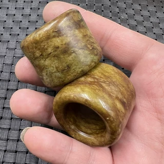 古铜色玉石挂件方解石玉大号扳指加宽玉戒指文玩复古玉指环手饰