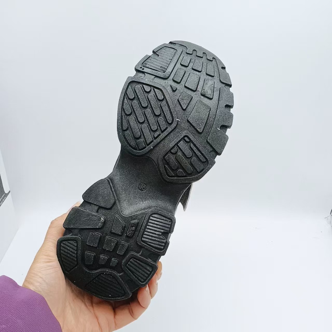 2025 zapatos de invierno de algodón zapatos infantiles de invierno para hombres zapatos infantiles de correncia para niños mayores zapatos casuales para niños y niñas