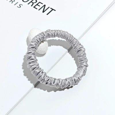 Silk Hair Tie 4/6cm Large – Saç üçün rezinlər - 30mm-1cm-hair-tie-silver-gray