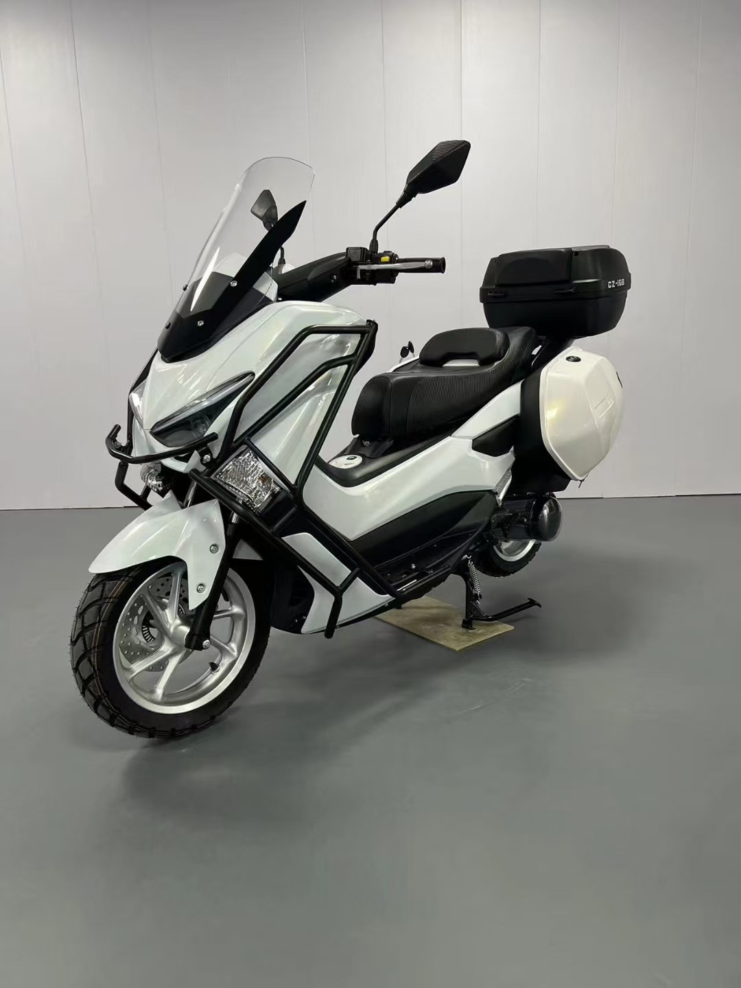 Factory Direct Sales of Domestic Outdoor 150Cc Mengshi Third-Generation Scooter Motorcycles, Fuel-Powered, National Standard Iv, Electric Injection, Off-Road Motorcycles