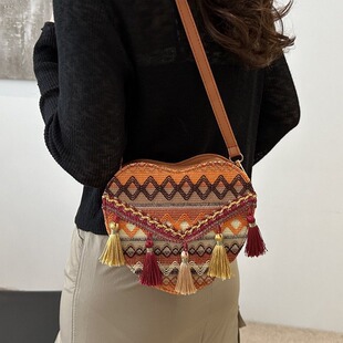 �ٴ��K2025����ԭ��б��������L���¿�����μ�����Εr�Џ͹���