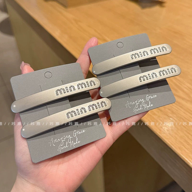 韓国の新しいスタイルのシルバーグレーメタルラインストーンレターヘアピン前髪クリップブロークンヘアコールドスタイルヘアピンハイエンド|undefined