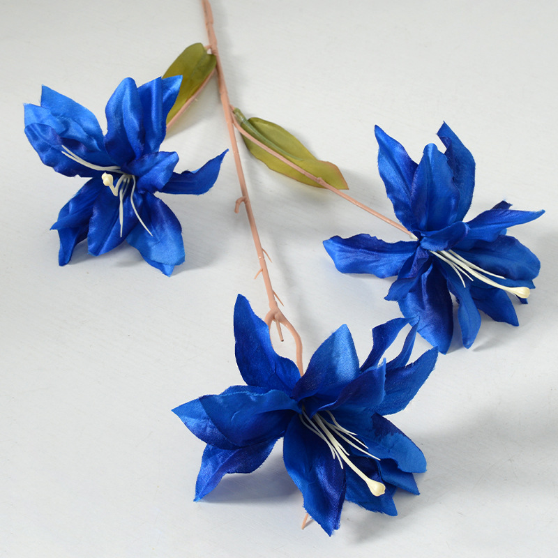 Flor artificial 3 lirios de tela de seda guía de boda decoración de la sala de estar del hogar flor artificial accesorios de tiro fábrica al por mayor