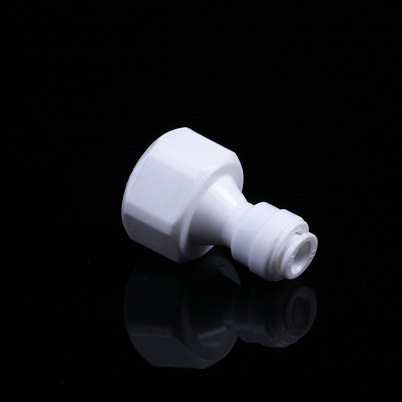 Straight-through 2-punto conector de conversión de purificador de agua 4N2 conector de 4 puntos de rosca interna a su vez 2-Punto de PE tubo purificador de agua boca Accesorios