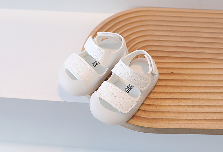 Sandalen 2024 Sommer Neue Baby Walking Weiche Sohle Atmungsaktive Rutschfeste Schuhe für Jungen und Mädchen Koreanische Ausgabe Trend_voghion.com