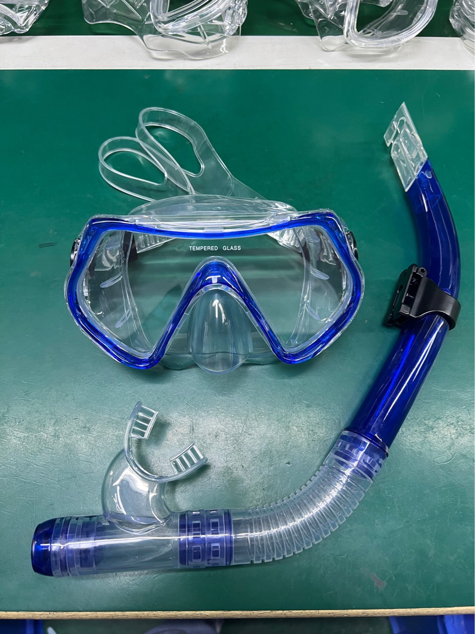 new pattern PVC Snorkeling Set wholesale Glasses Snorkel Two piece set Dry diving face shield