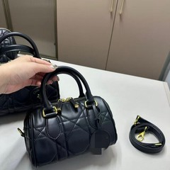 新款菱格波士顿包高级感手提包女时尚百搭单肩包晚宴斜挎包女
