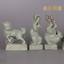 宋代窑青釉支钉狮子绣球摆件 仿古软装家居装饰做旧出土老瓷器