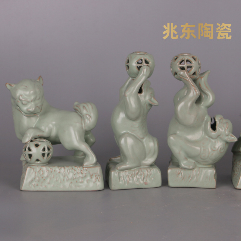 宋代窑青釉支钉狮子绣球摆件 仿古软装家居装饰做旧出土老瓷器