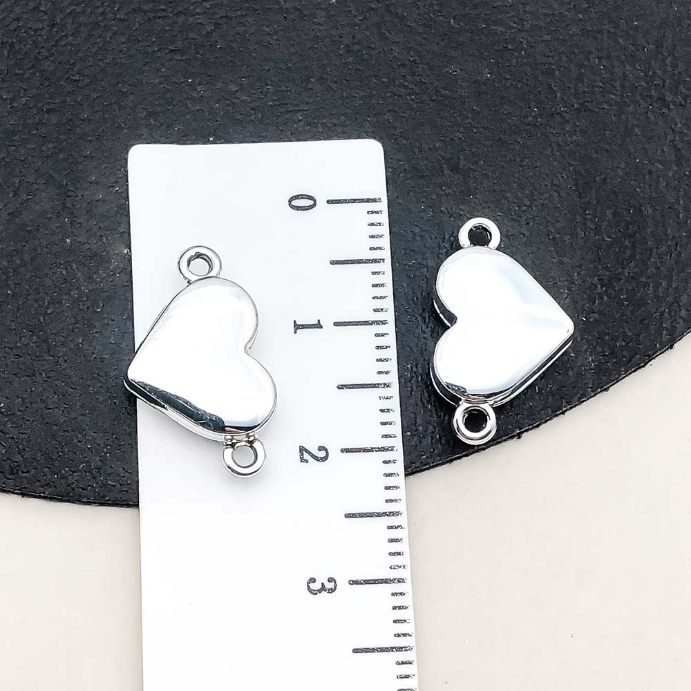 1 white k heart-shaped magnet buckle 11*18mm-2.5g-19850