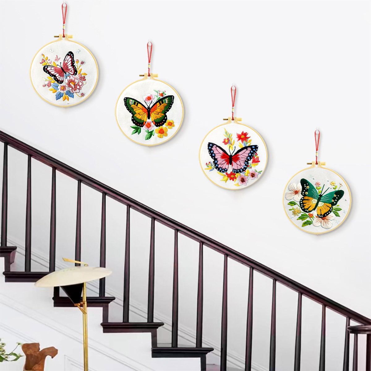 Mona Lisa bordado real bordado cruzado mariposa de color nueva imitación de estilo nacional floral decoración bordada a mano