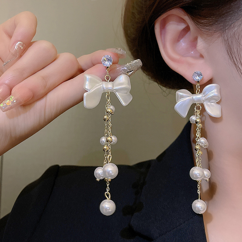 女性用の軽くて豪華なパールイヤリング、新しいニッチデザインのイヤリング、ロングリボンタッセルイヤリング、イヤリング|undefined