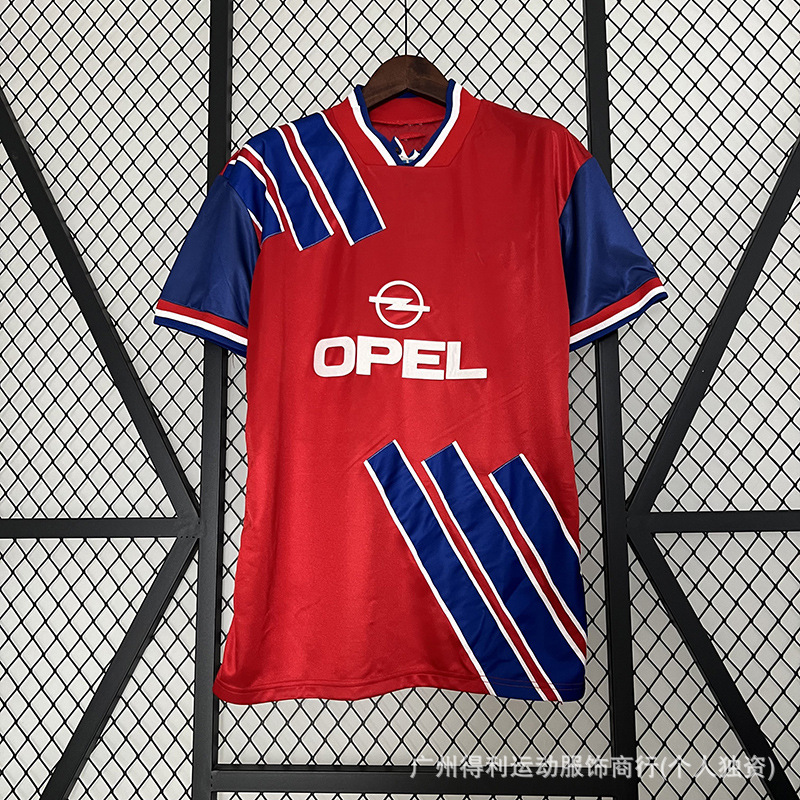 93-95 Bayern en casa / S