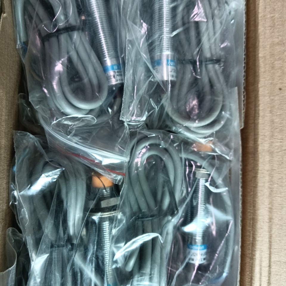 全新原装国产二线常闭接近开关LJ12A3-4-J/DZ AC36V