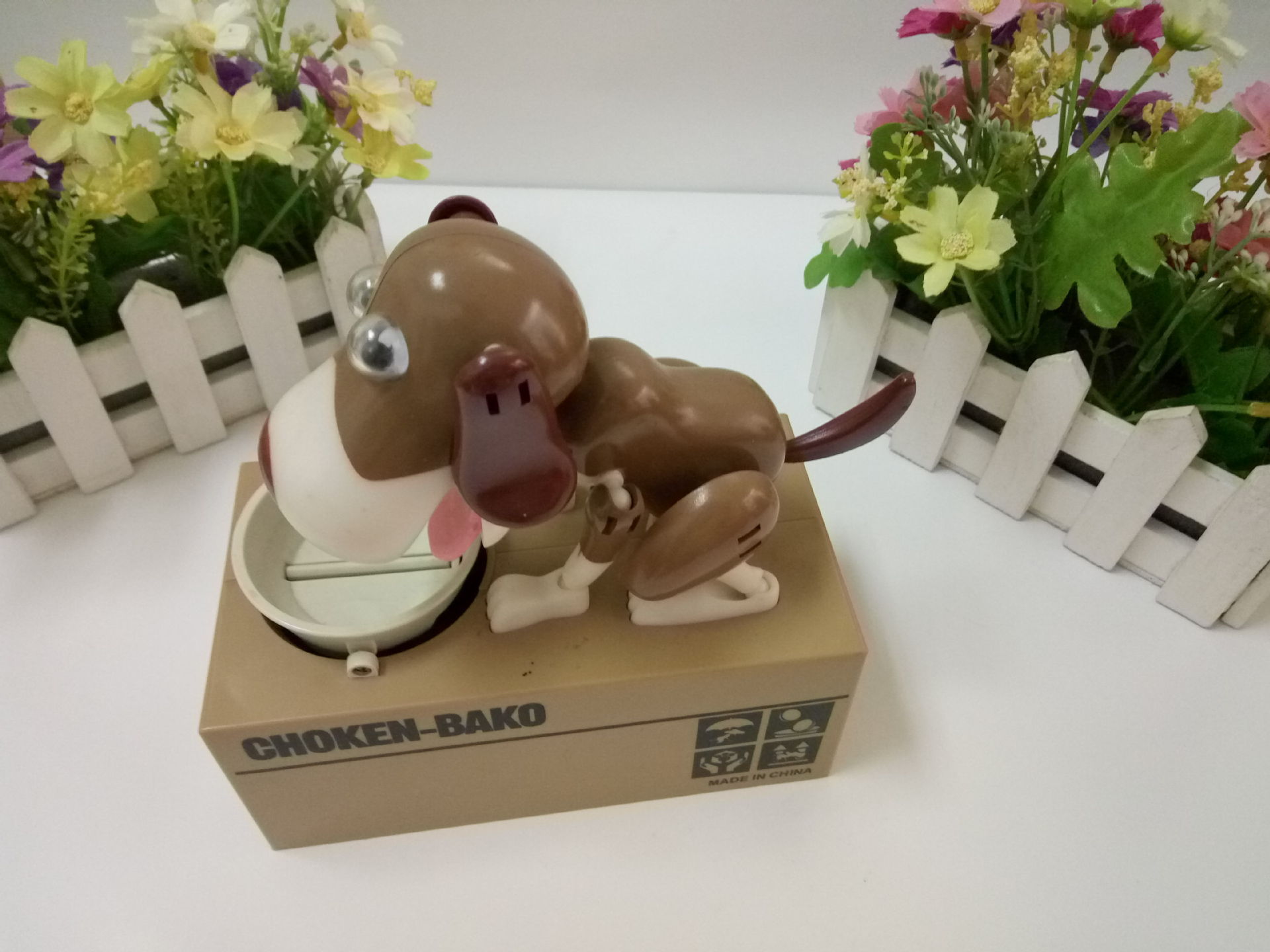 茶色と白の犬 / 15*7.8*17cm