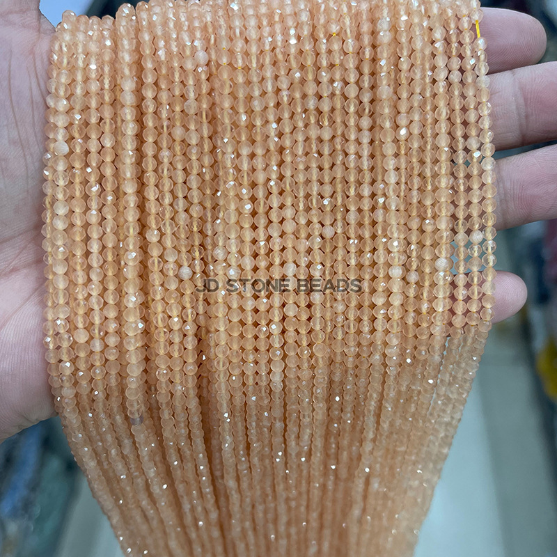 Light orange cat eye stone