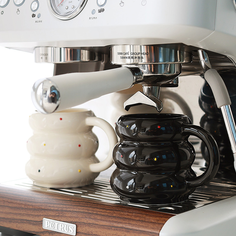 Taza de punto pequeño de frijoles de azúcar de estilo nórdico, taza de nicho, taza de agua, taza de cerámica atractiva, taza de café de pareja