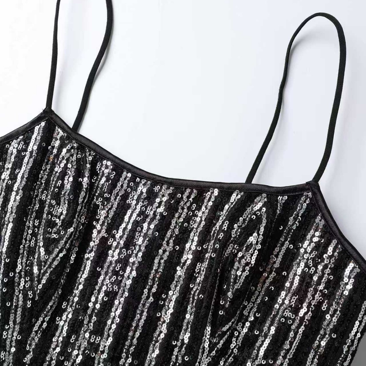 Nuevo cinturón de perlas de plata para mujeres, brazo de pecho sexy, ropa de cuerpo, Tumu AliExpress, suministro de comercio electrónico transfronterizo