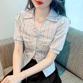 纯欲风短袖条纹衬衫女设计感小众法式开叉短款上衣时尚气质收腰
