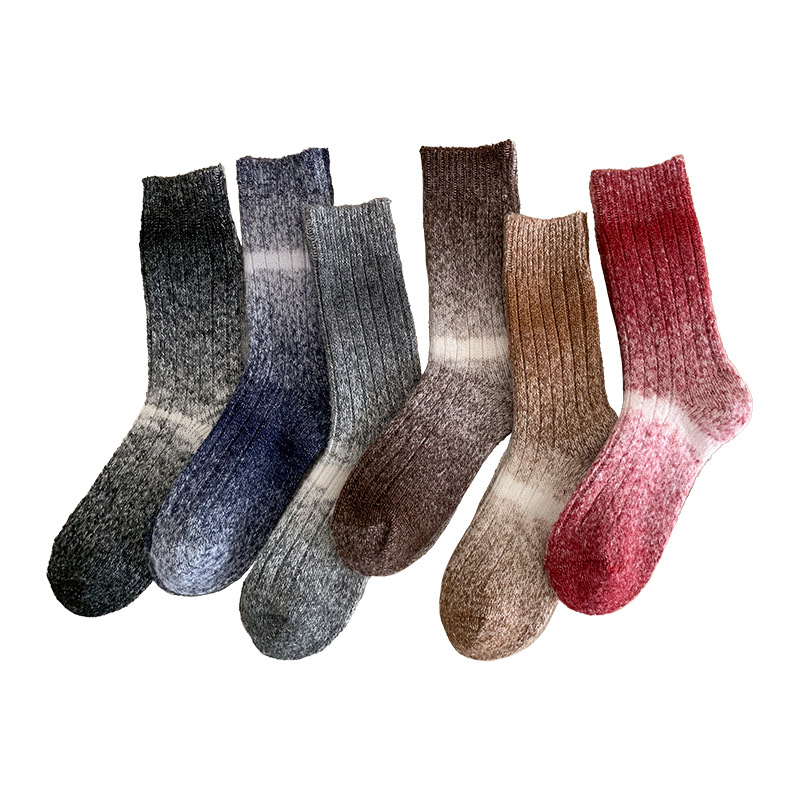 Calcetines para mujeres otoño y invierno gruesas barril largo de calcetines calientes para jóvenes personalidades gradientes de colisión de color pila de anchor rojo tubo medio