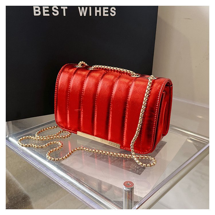 Bolso de cadena de color Macaron urbano simple pequeño bolso cuadrado brillante hebilla magnética bolso de hombro bolso de textura de diseño de nicho