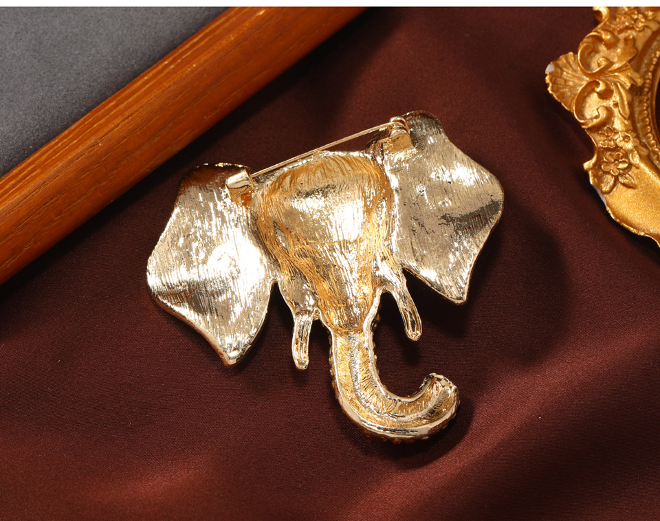 Alloy Material Retro Pin Animal Elephant Alloy Unisex Brooches