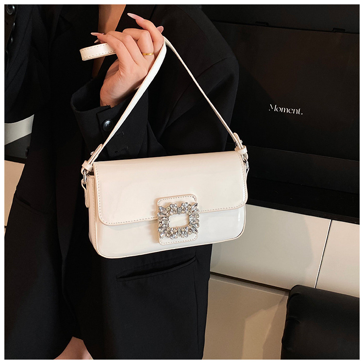 Korean style trendy underarm bag 2025 summer new women's bag, stylish diamond-encrusted single-shoulder bag, patent leather shiny crossbody bag undefined
