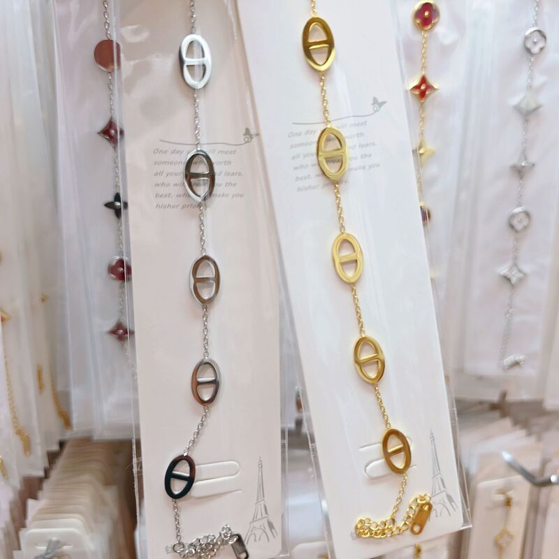 [Can Be Taken for Bathing] Cross-Border Hot Selling Titanium Steel Bracelet Big-Name Jewelry Pig Nose Bracelet
