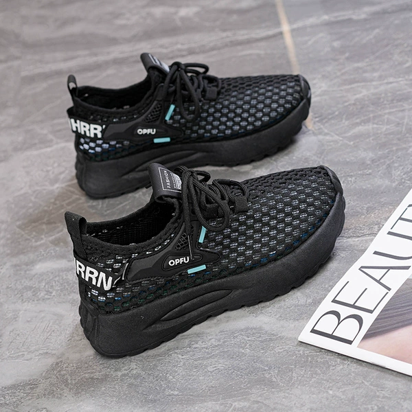 Black [This one has a brand]