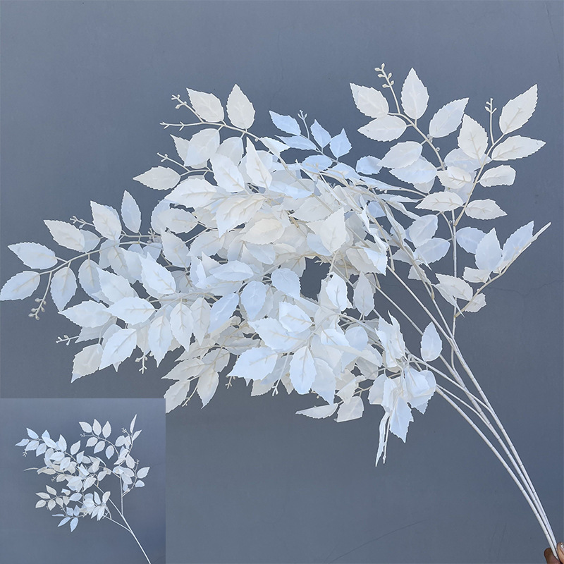 밀크 화이트 아이스 하트 리프