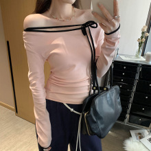 外贸现货纯欲性感辣妹斜肩撞色系带粉色打底衫女春秋内搭长袖T恤