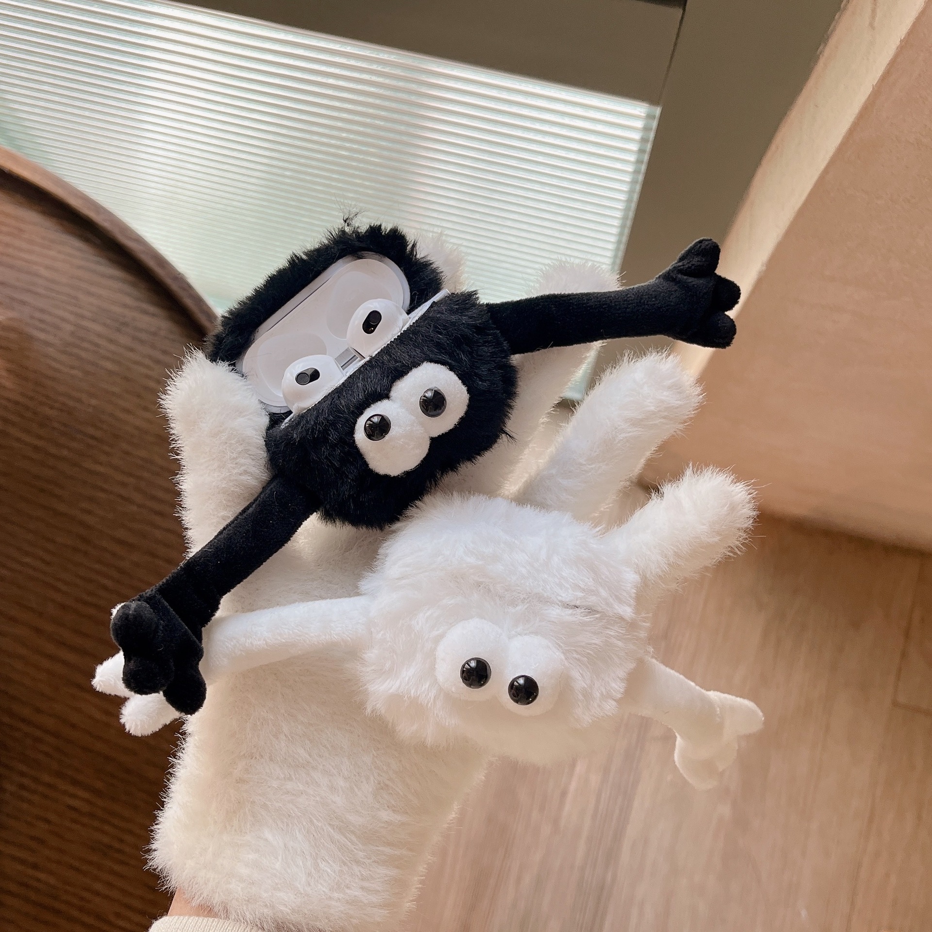 Japanese and Korean plush cartoon for AirPods 3 protective shell 1/2/3 generation wireless Bluetooth headset case pro2 cute_voghion.com
