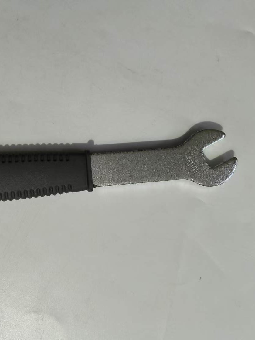 Nuevos productos de bicicleta de carretera llave de pie universal bicicleta de montaña 15MM tienda de automóviles desmontaje herramientas de instalación de mantenimiento