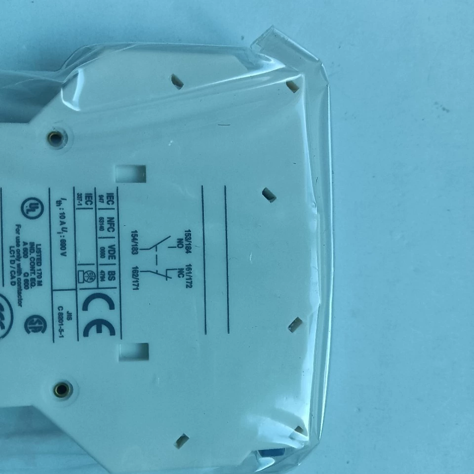 Новый оригинальный боковой вспомогательный контакт контактора LAD8N11