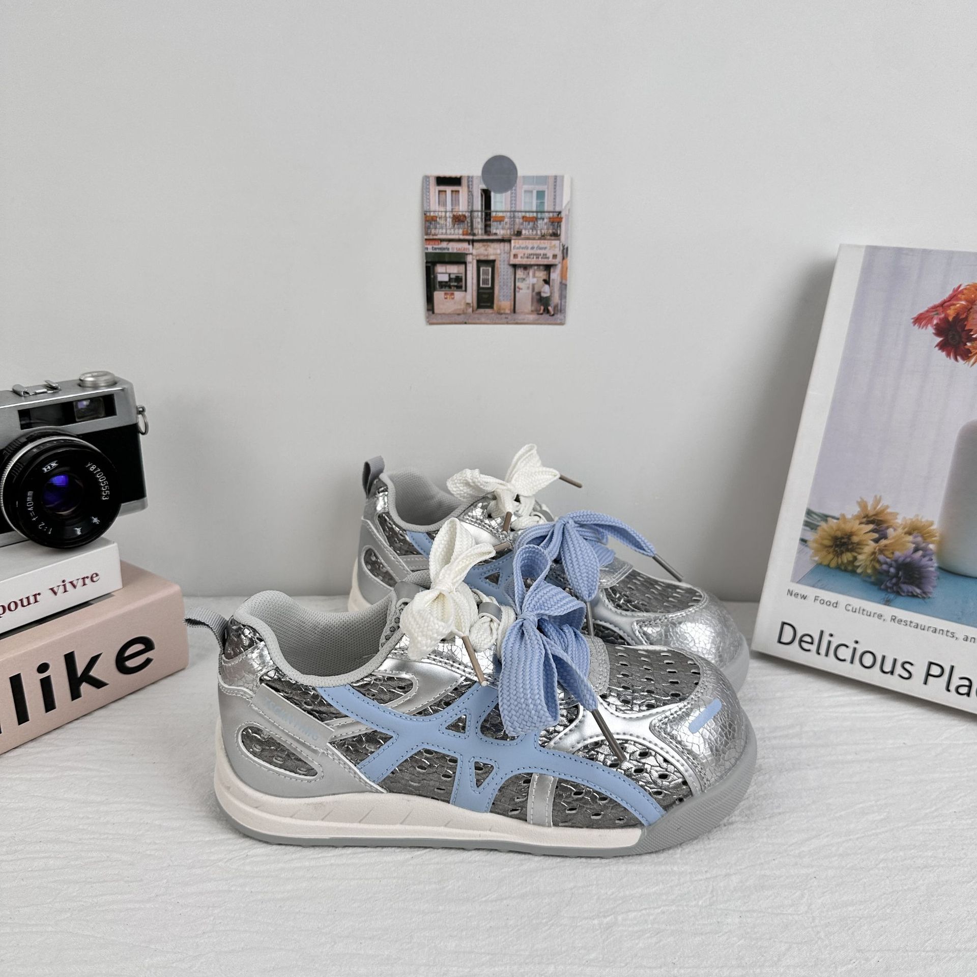 A9920 zapatos de pan para mujer 2025 nuevo estilo verano delgado malla hueca transpirable zapatos de entrenamiento alemán ins zapatos con agujeros de todo fósforo