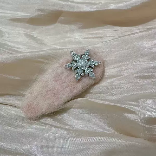 Snowflake style-light pink