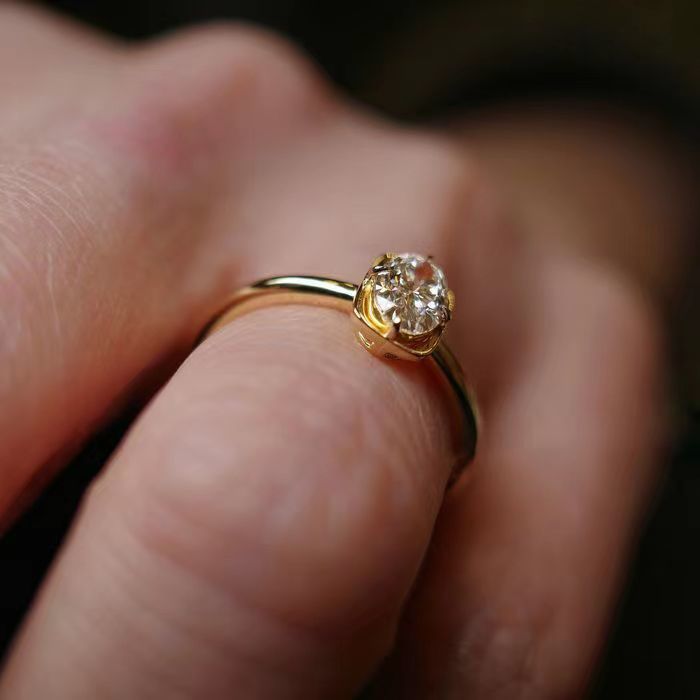 2024 새로운 달콤한 스타일 타원형 지르콘 반지 기질 유럽과 미국의 다목적 개방 조절 링 쥬얼리