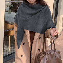 羊毛混纺三角巾披肩围巾女冬季高级感百搭保暖加厚纯色大围脖批发