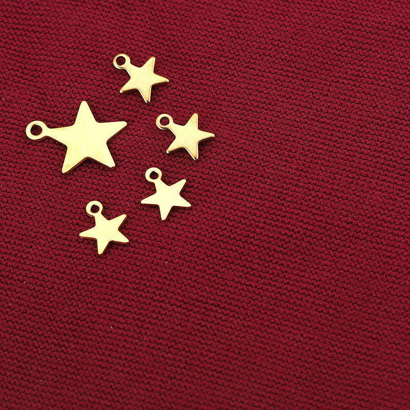 Acero inoxidable estrella de cinco puntas luna cielo etiqueta pequeña estrella colgante DIY collar hecho a mano accesorios de joyería pieza