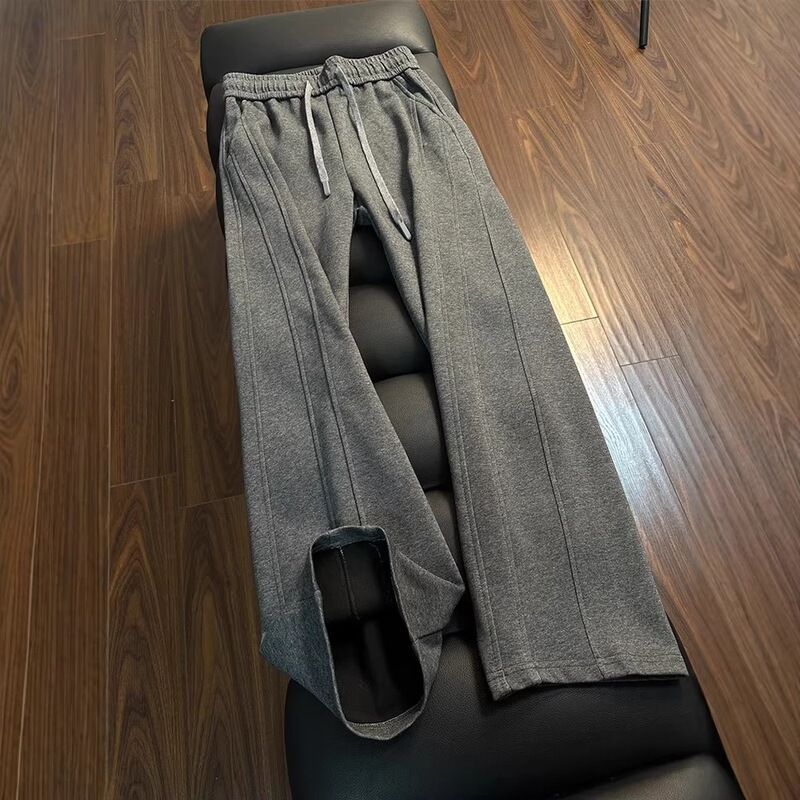 American-Style Heavyweight Curved Hem Sweatpants for Men, Spring Season, High-End Drape, Old Money Style, Straight-Leg Casual Sports Trousers American-Style Heavyweight Curved Hem Sweatpants for Men, Spring Season, High-End Drape, Old Money Style, Straight-Leg Casual Sports Trousers
